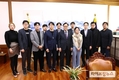 우원식 의장, 계엄군과 맞선 국회 보좌진 면담하고 위법적 무력 행위에 대해 끝까지 책임 묻겠다 약속