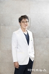 여름철 처지는 얼굴선, 덴서티리프팅으로 관리 도움
