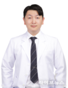 부러진 앞니…라미네이트와 임플란트, 어떤 것 선택해야 할까?