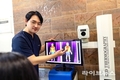여성형 탈모, 출산 후 호르몬 변화로 악화… 조기 치료 중요